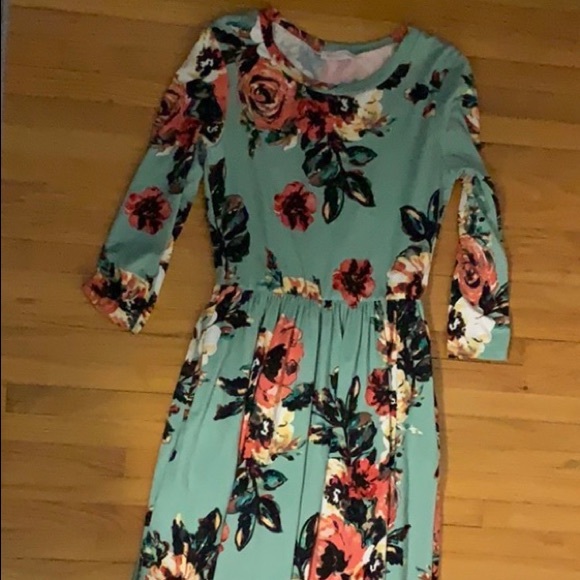 Small floral maxi dress by Reb & J 220 - Picture 5 of 6